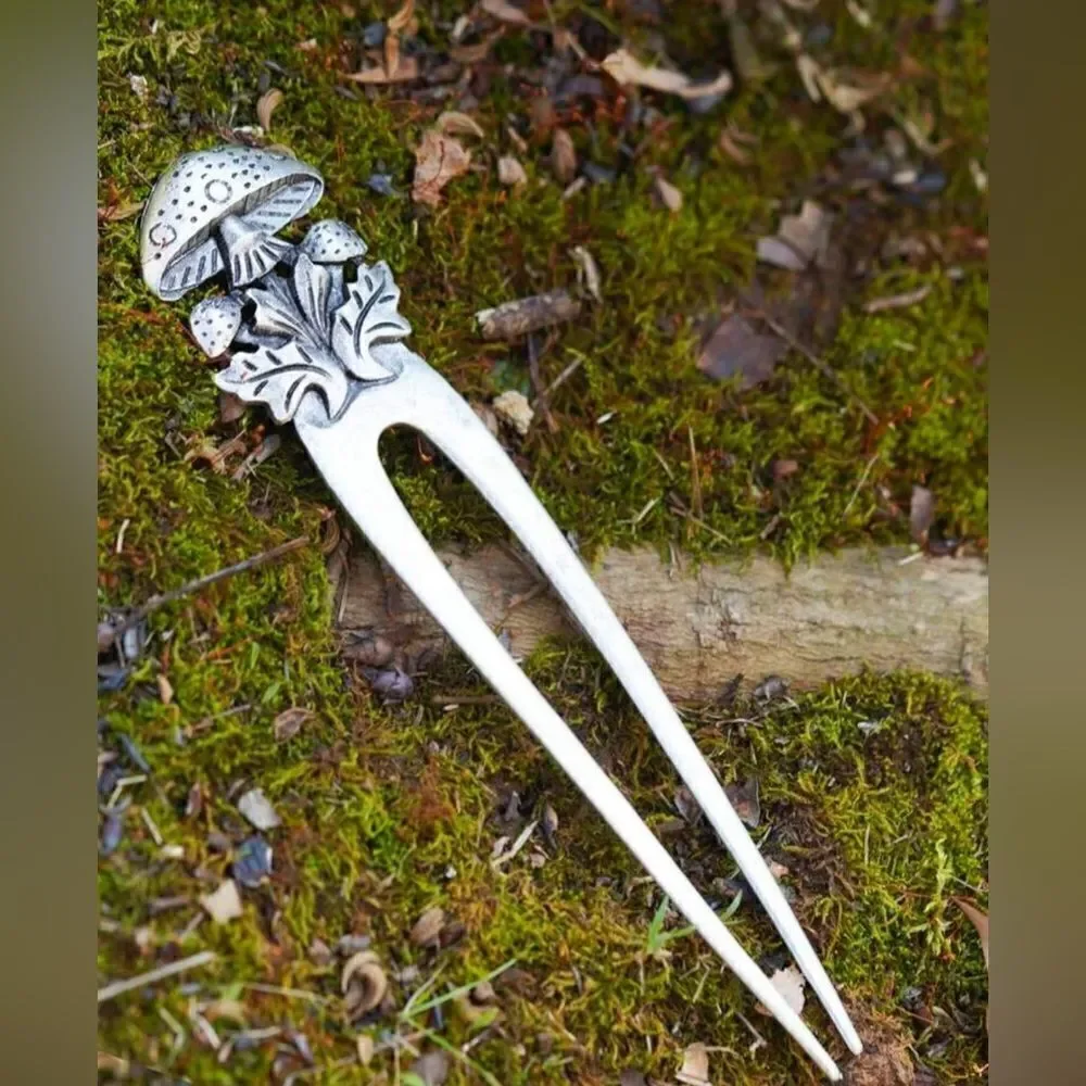 Bohemian Mushroom Hair Pin Accessory, with engraved details, Leaves, Fai… - Picture 3 of 3